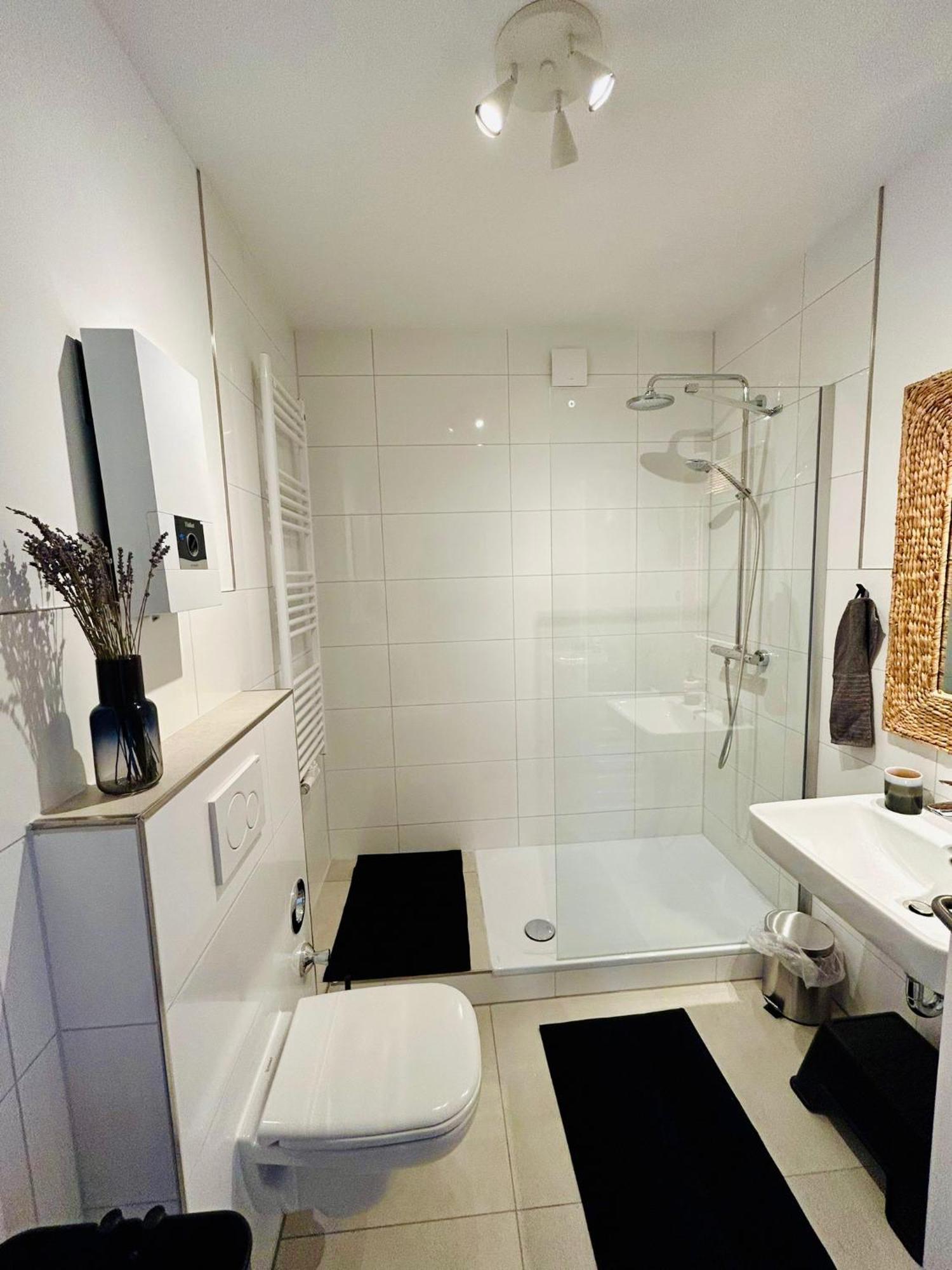 Feelslikehome - Wunderschoene Und Zentrale Wohnung Mit Balkon&Parkplatz Bochum Bagian luar foto