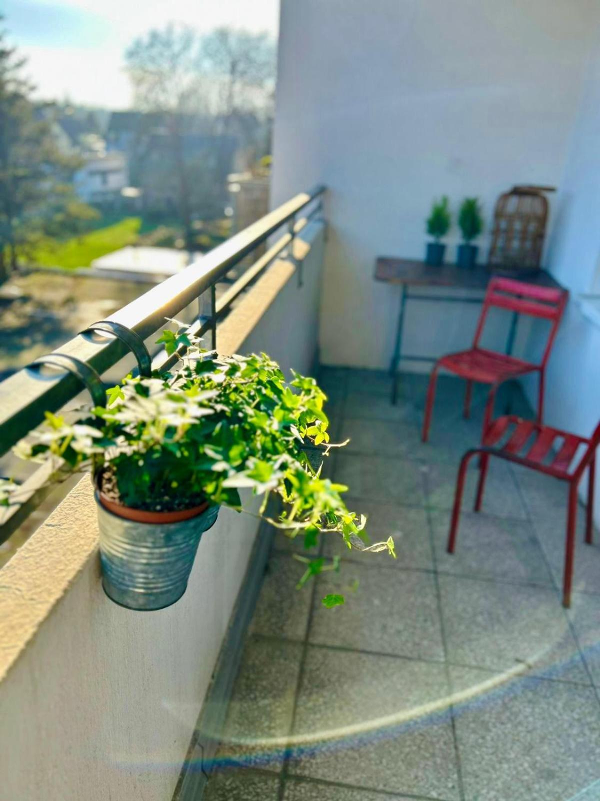 Feelslikehome - Wunderschoene Und Zentrale Wohnung Mit Balkon&Parkplatz Bochum Bagian luar foto
